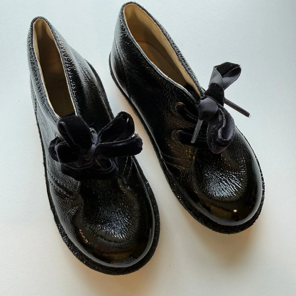Naturino Kids Black Patent Leather Chukka Boots Velvet Laces Handmade Italy 25